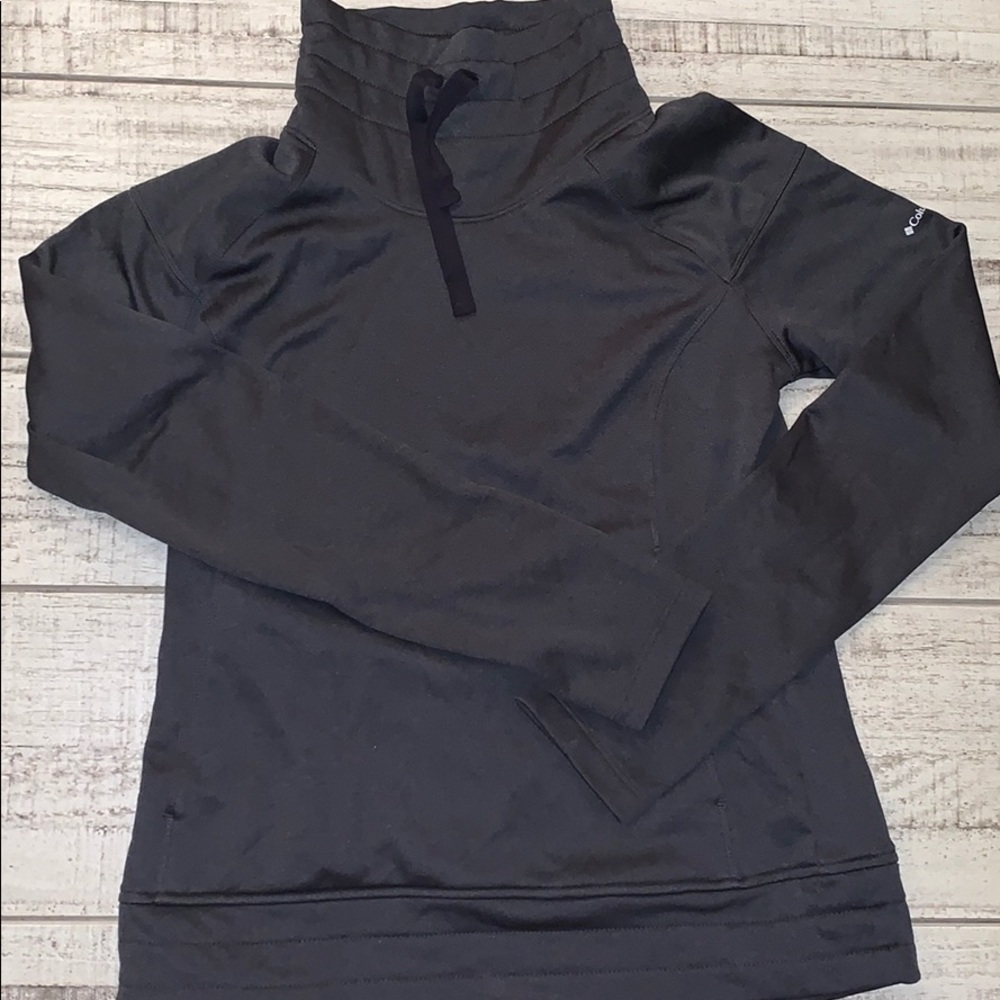 Columbia medium turtle neck hoodie